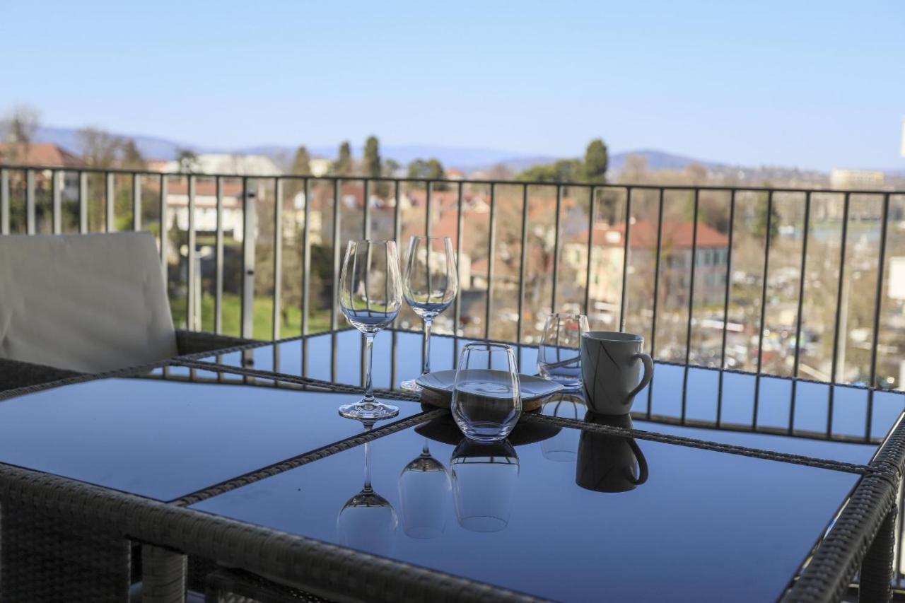La Plume Vue Lac 3 Etoiles - Garage Prive, Secteur Recherche, Moderne & Tout Equipe, 6 Personnes Annecy Exterior photo